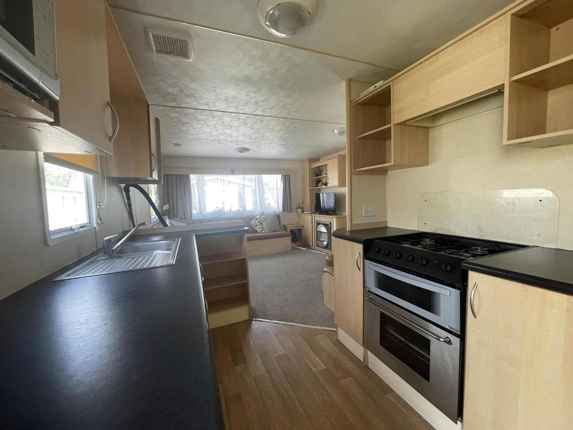 Lovely 8 Berth Caravan At St Osyth Beach Holiday Park Ref 28101G แคลกตัน-ออน-ซี ภายนอก รูปภาพ